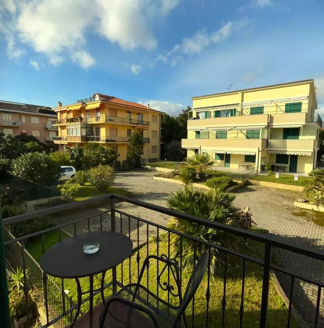 Villa Degli Aranci Diano Marina